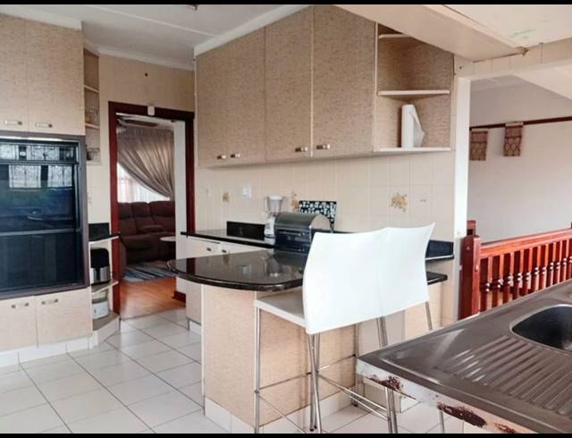 4 BEDROOM HOUSE FOR SALE IN MOBENI HEIGHTS